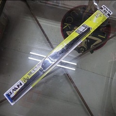 NWBグラファイト雪用ワイパーR40W（400mm）の画像