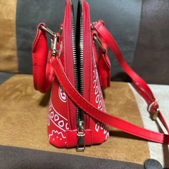 ショルダーバッグの画像