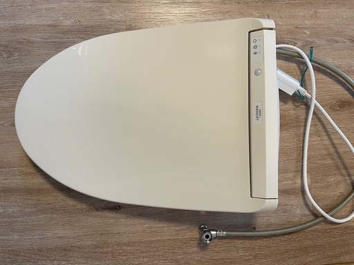 TOTO 温水洗浄便座　TCF8FM46 ／2024年製