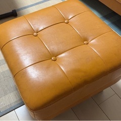 決まりました！
合皮三人掛けソファの画像