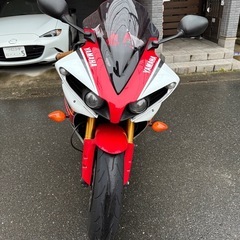 yzfｰr1 2012年式　逆車の画像