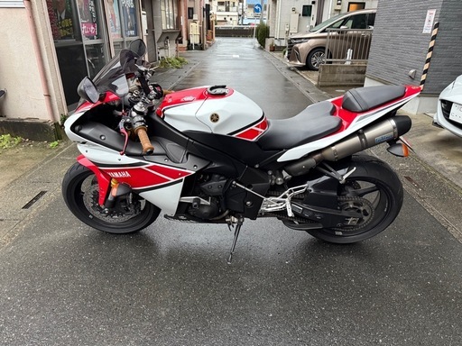 yzfｰr1 2012年式　逆車