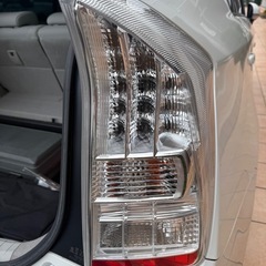 30プリウス テールランプ トヨタ純正の画像