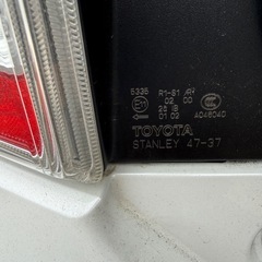 30プリウス テールランプ トヨタ純正の画像