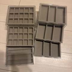 DAISO アクセサリーケース 6段の画像