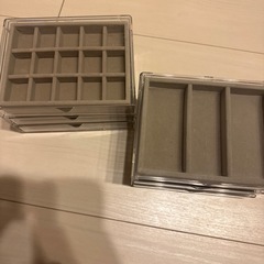 DAISO アクセサリーケース 6段の画像