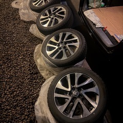 スタッドレスタイヤ   16インチ
