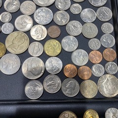 旧貨幣・金貨・銀貨・記念硬貨セットの画像