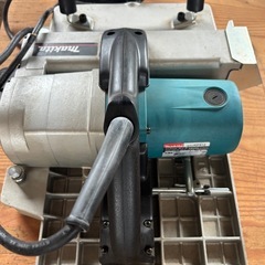 マキタ電気カンナKP312の画像