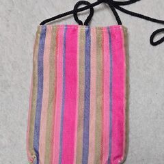 ポシェット 中国 サコッシュ 花刺繍 サテン生地調 スマホポーチ 小物入れの画像