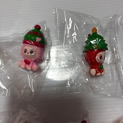 ラブブクリスマス用置き物の画像