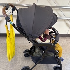 ※早めに取りに来てくれる方で決めます※aprica b型ベビーカーの画像
