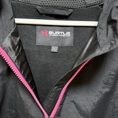 バートル アノラックパーカー2025年
モデルの画像