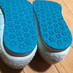 キッズ　スニーカー　18.0の画像