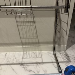 食器を干しておくものの画像