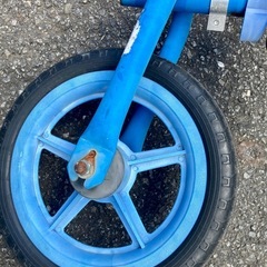 幼児用自転車の画像