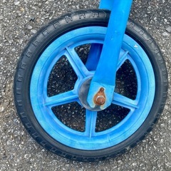 幼児用自転車の画像