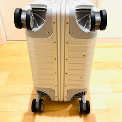 【超美品】大型スーツケース「アルミ素材」の画像