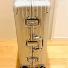 【超美品】大型スーツケース「アルミ素材」の画像