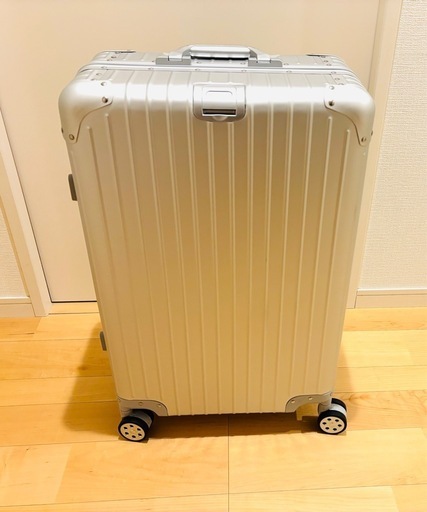 【超美品】大型スーツケース「アルミ素材」