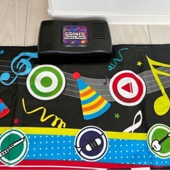ジャイアント キーボードプレイマット 約180cmの画像