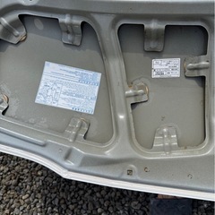 ハイエースワゴン ボンネットの画像