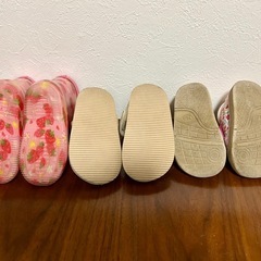 キッズ靴3点セット(長靴、サンダル、スニーカー)の画像