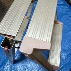 脚立 二段の画像