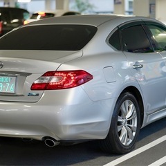 日産 フーガ ハイブリッド 平成24年式　走行6.2万km　車検2年付き極上美車・禁煙車の画像