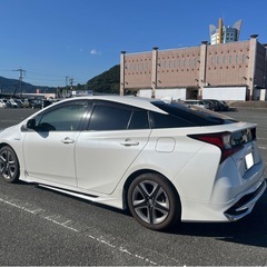 50プリウス 後期 Sツーリング フルモデリスタエアロの画像