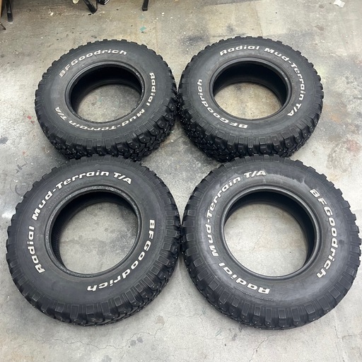 グッドリッチ　スパイクタイヤ　16インチ　Goodrich