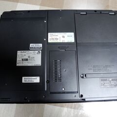 お値打ち！きれいなZorinOS富士通15.4インチ　ノートパソコンの画像