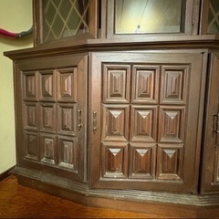 アンティーク棚の画像