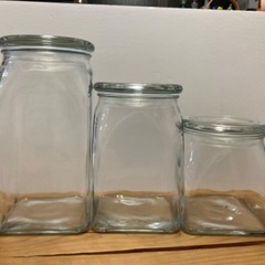 ✴︎ガラス瓶🫙大中小3点セットの画像