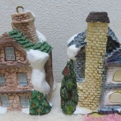 クリスマスビレッジのミニチュアハウスの画像