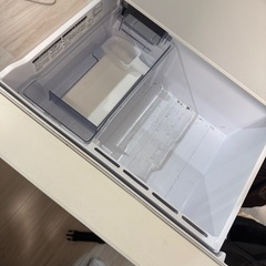 AQUA 【右開き】272L 3ドア冷蔵庫 SVシリーズAQR-SV24H(W)の画像