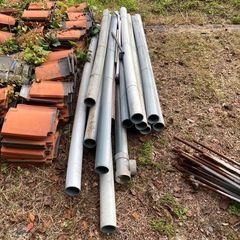 【無料0円‼︎】塩ビパイプ直径約9cm 長さ約200〜250cmの画像