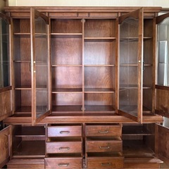 【超希少/破格】ヴィクトリア様式 高級彫刻大型アンティークキャビネット一式　オールドカリモク/karimoku/大塚家具/アーリーアメリカンの画像