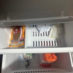 冷蔵庫　ミディアム　一人暮らしの画像