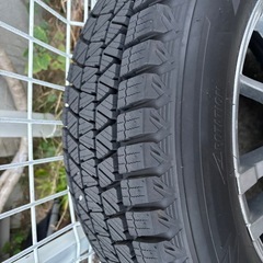スタッドレスタイヤ(ブリザック)ホイールセット 225 /60R17　　の画像