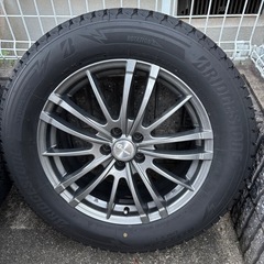 スタッドレスタイヤ(ブリザック)ホイールセット 225 /60R17　　の画像