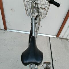 電動アシスト自転車　27インチ　ヤマハパスシティ　後輪タイヤ新品交換済　近隣有料配達可能　電動自転車の画像