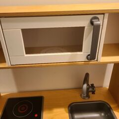 IKEAおままごとキッチン　5000円　おまけありの画像