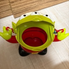 【引き渡し確定済】クリスマス リトルグリーンメン ポップコーンバケット ディズニーの画像