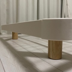 【11月末頃まで】無印　脚付ベッドフレーム  の画像