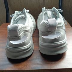 新品 26cm メンズ スニーカー ホワイト 厚底 シューズ 普段着 識別番号:【N510-S】の画像