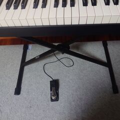 KORG B1 88鍵キーボード(スタンド付き)の画像