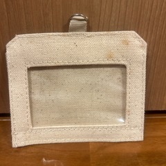 無料　シミあり　エッフェル塔　カード入れ？の画像