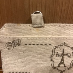 無料　シミあり　エッフェル塔　カード入れ？の画像