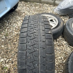 スタッドレスタイヤホイールセットの画像